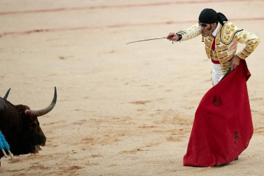 Faena de los toros de la ganadería de Fuente Ymbro para los diestros Juan José Padilla, Roca Rey y Cayetano
