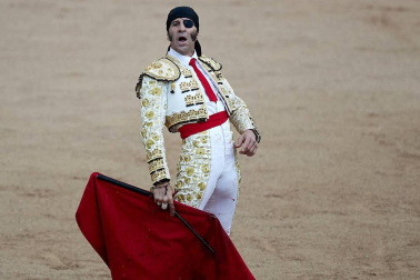 Faena de los toros de la ganadería de Fuente Ymbro para los diestros Juan José Padilla, Roca Rey y Cayetano
