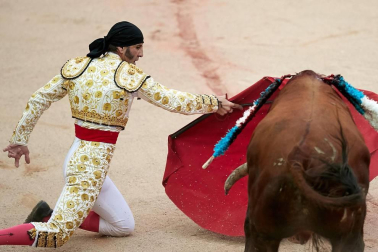 Faena de los toros de la ganadería de Fuente Ymbro para los diestros Juan José Padilla, Roca Rey y Cayetano