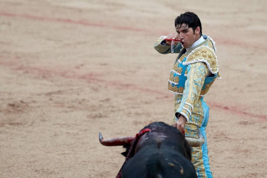 Faena de los toros de la ganadería de Fuente Ymbro para los diestros Juan José Padilla, Roca Rey y Cayetano