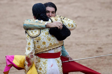Faena de los toros de la ganadería de Fuente Ymbro para los diestros Juan José Padilla, Roca Rey y Cayetano