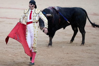 Faena de los toros de la ganadería de Fuente Ymbro para los diestros Juan José Padilla, Roca Rey y Cayetano