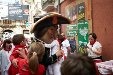 Fotos de los gigantes y cabezudos de Pamplona, 13 de julio de San Fermín 2018