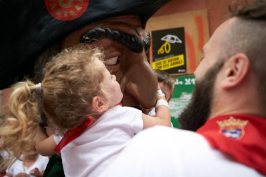 Fotos de los gigantes y cabezudos de Pamplona, 13 de julio de San Fermín 2018