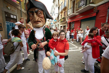 Fotos de los gigantes y cabezudos de Pamplona, 13 de julio de San Fermín 2018