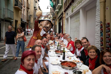 Fotos de los gigantes y cabezudos de Pamplona, 13 de julio de San Fermín 2018