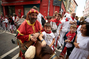 Fotos de los gigantes y cabezudos de Pamplona, 13 de julio de San Fermín 2018