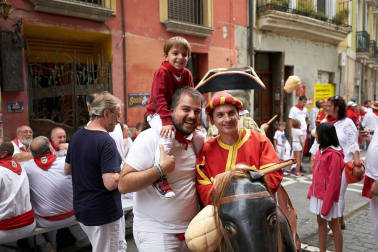 Fotos de los gigantes y cabezudos de Pamplona, 13 de julio de San Fermín 2018