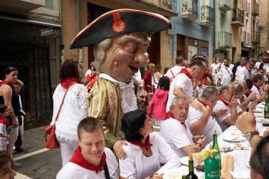Fotos de los gigantes y cabezudos de Pamplona, 13 de julio de San Fermín 2018