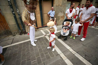 Fotos de los gigantes y cabezudos de Pamplona, 13 de julio de San Fermín 2018