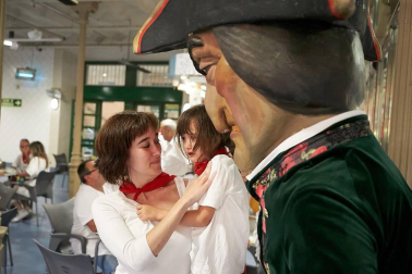 Fotos de los gigantes y cabezudos de Pamplona, 13 de julio de San Fermín 2018