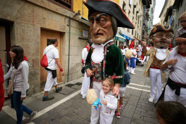 Fotos de los gigantes y cabezudos de Pamplona, 13 de julio de San Fermín 2018