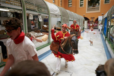 Fotos de los gigantes y cabezudos de Pamplona, 13 de julio de San Fermín 2018