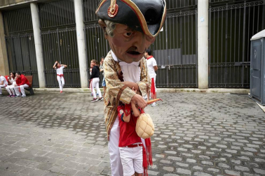 Fotos de los gigantes y cabezudos de Pamplona, 13 de julio de San Fermín 2018