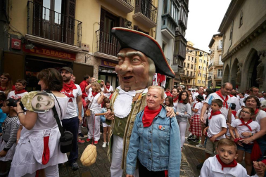Fotos de los gigantes y cabezudos de Pamplona, 13 de julio de San Fermín 2018