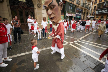 Fotos de los gigantes y cabezudos de Pamplona, 13 de julio de San Fermín 2018