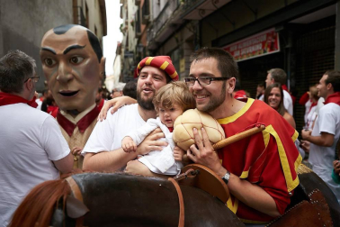 Fotos de los gigantes y cabezudos de Pamplona, 13 de julio de San Fermín 2018