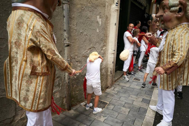 Fotos de los gigantes y cabezudos de Pamplona, 13 de julio de San Fermín 2018
