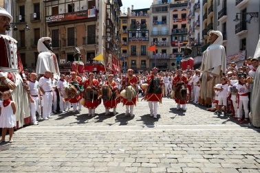 Fotos de los gigantes y cabezudos de Pamplona, 14 de julio de San Fermín 2018