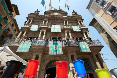 Fotos de los gigantes y cabezudos de Pamplona, 14 de julio de San Fermín 2018