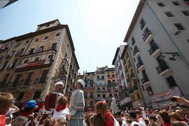 Fotos de los gigantes y cabezudos de Pamplona, 14 de julio de San Fermín 2018