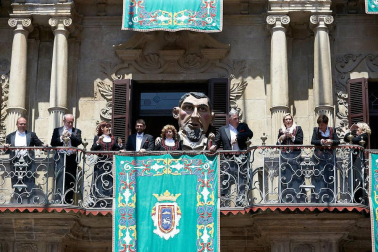 Fotos de los gigantes y cabezudos de Pamplona, 14 de julio de San Fermín 2018