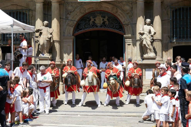 Fotos de los gigantes y cabezudos de Pamplona, 14 de julio de San Fermín 2018