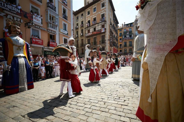 Fotos de los gigantes y cabezudos de Pamplona, 14 de julio de San Fermín 2018