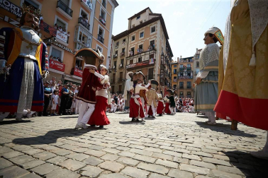 Fotos de los gigantes y cabezudos de Pamplona, 14 de julio de San Fermín 2018