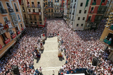 Fotos de los gigantes y cabezudos de Pamplona, 14 de julio de San Fermín 2018