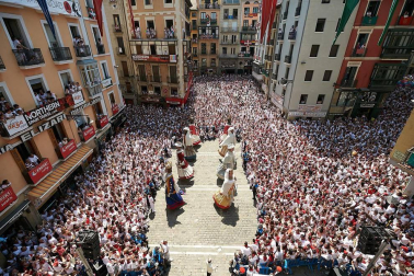 Fotos de los gigantes y cabezudos de Pamplona, 14 de julio de San Fermín 2018
