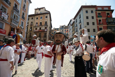 Fotos de los gigantes y cabezudos de Pamplona, 14 de julio de San Fermín 2018