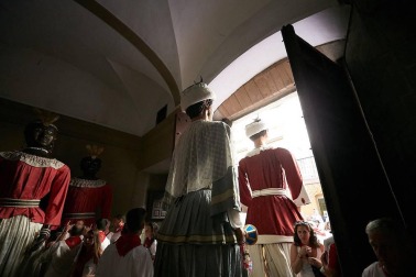 Fotos de los gigantes y cabezudos de Pamplona, 14 de julio de San Fermín 2018
