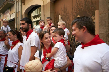 Fotos de los gigantes y cabezudos de Pamplona, 14 de julio de San Fermín 2018