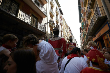Fotos de los gigantes y cabezudos de Pamplona, 14 de julio de San Fermín 2018