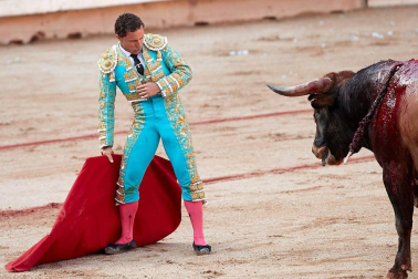 Faena de los toros de la ganadería de Fuente Ymbro para los diestros Juan José Padilla, Roca Rey y Cayetano