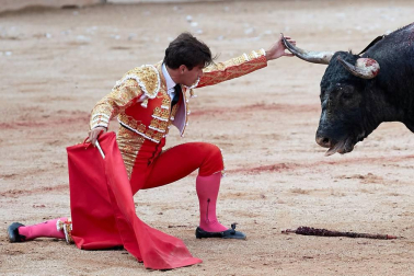 Faena de los toros de la ganadería de Fuente Ymbro para los diestros Juan José Padilla, Roca Rey y Cayetano