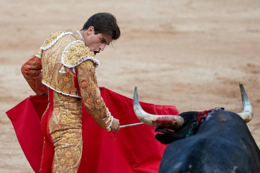 Faena de los toros de la ganadería de Fuente Ymbro para los diestros Juan José Padilla, Roca Rey y Cayetano