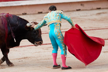Faena de los toros de la ganadería de Fuente Ymbro para los diestros Juan José Padilla, Roca Rey y Cayetano