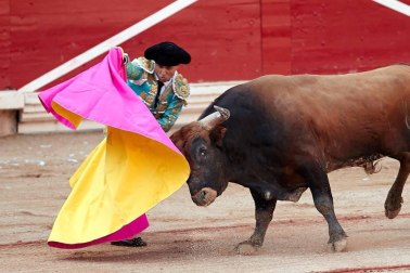 Faena de los toros de la ganadería de Fuente Ymbro para los diestros Juan José Padilla, Roca Rey y Cayetano