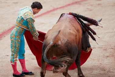 Faena de los toros de la ganadería de Fuente Ymbro para los diestros Juan José Padilla, Roca Rey y Cayetano