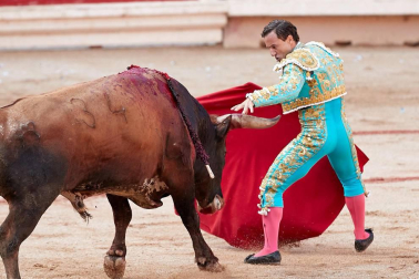 Faena de los toros de la ganadería de Fuente Ymbro para los diestros Juan José Padilla, Roca Rey y Cayetano