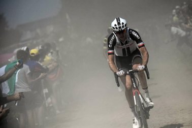 Galería de fotos de la novena etapa del Tour, con numerosos accidentes en el Pavés