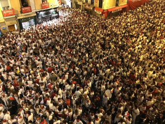 Fotos del 'Pobre de mí' con el que Pamplona despide los Sanfermines 2018