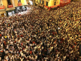 Fotos del 'Pobre de mí' con el que Pamplona despide los Sanfermines 2018