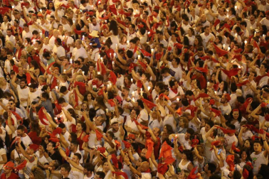 Fotos del 'Pobre de mí' con el que Pamplona despide los Sanfermines 2018