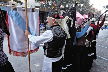 Este sábado al mediodía comenzaron las fiestas de Santiago que organiza cada año el Lar Gallego de Pamplona