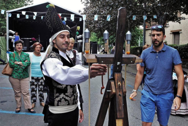 Este sábado al mediodía comenzaron las fiestas de Santiago que organiza cada año el Lar Gallego de Pamplona