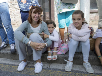Celebración de la tradicional fiesta por las calles de Elizondo.