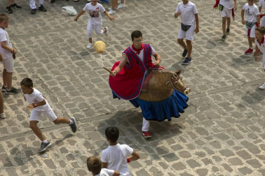 Todas las imágenes del comienzo de las fiestas patronales de Puente la Reina 2018